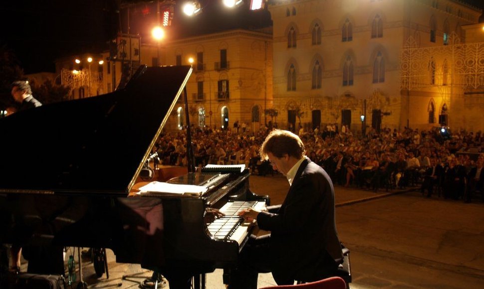 Italų kompozitorius, pianistas ir vargonininkas Vincenzo Cipriani koncertuos ir Lietuvoje – Klaipėdoje bei Vilniuje. 