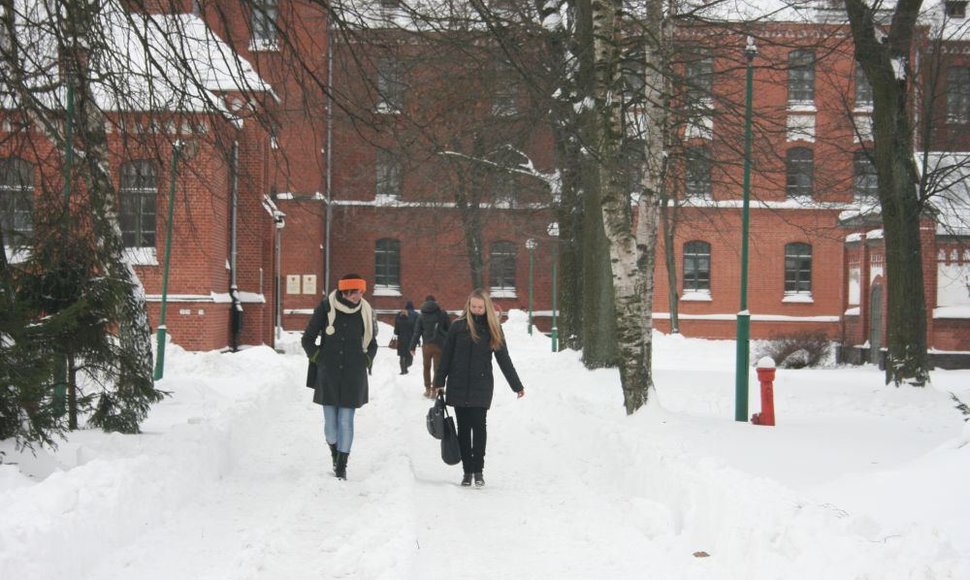 Klaipėdos universitete šiuo metu mokosi daugiau nei 6 tūkst. studentų. Universitetas gali užtikrinti gyvenamąją vietą tik 780. 