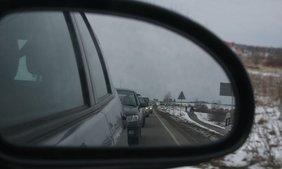 Į Palangą plūdo stintų mėgėjai