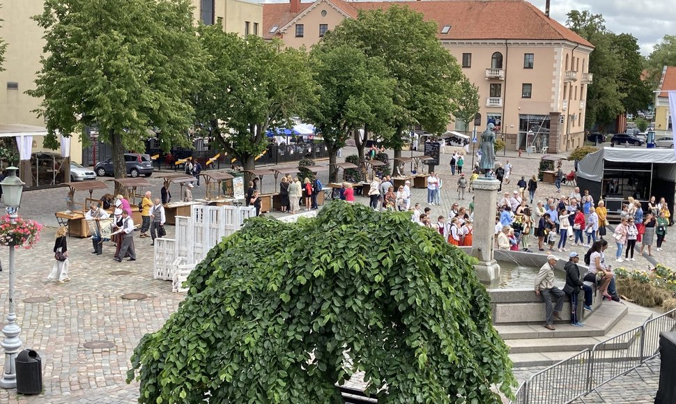 Klaipėdos Teatro aikštė