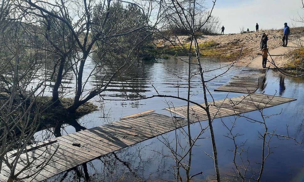 Potvynio i&scaron;plauti takeliai