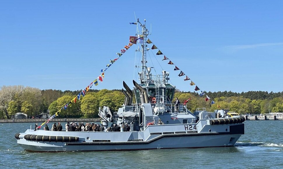 Karinių jūrų pajėgų laivas &bdquo;Lokys&ldquo;