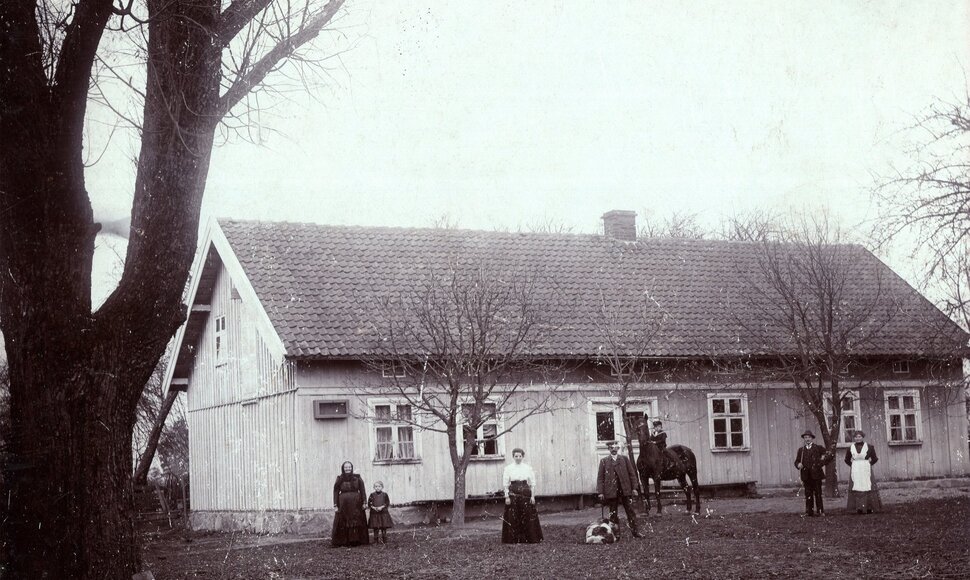 Hauptų &scaron;eimos sodyba Skersviečiuose (vok. Skerswethen). 