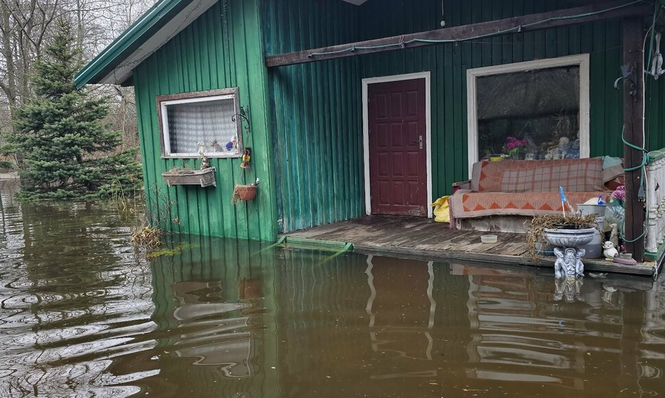 Užlieta sodyba Žalgirių kaime