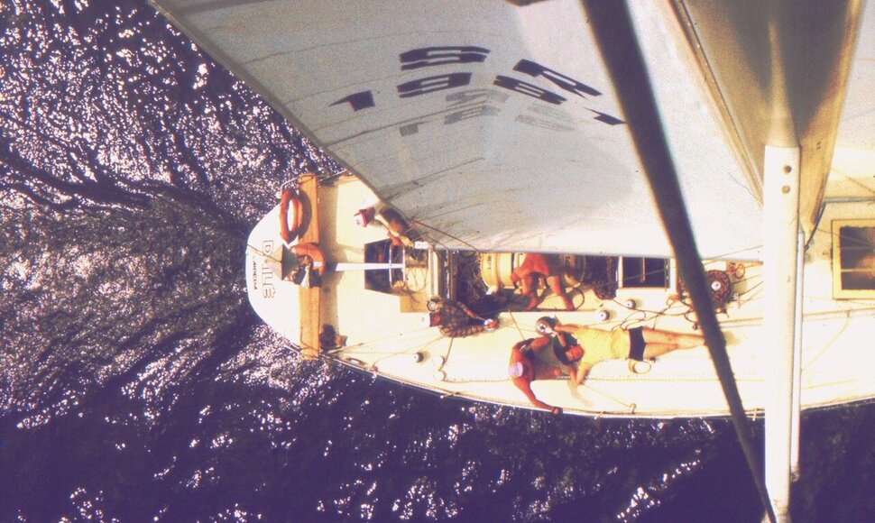 2008-2009 m. „Tūkstantmečio odisėjos“ metu jachta „Ambersail“ apiplaukė pasaulį ir pakvietė visus pasaulio lietuvius drauge švęsti Lietuvos vardo tūkstantmetį visiems drauge giedant „Tautišką giesmę“. Taip gimė moderni Lietuvos tradicija – „Tautiška giesmė aplink pasaulį“.