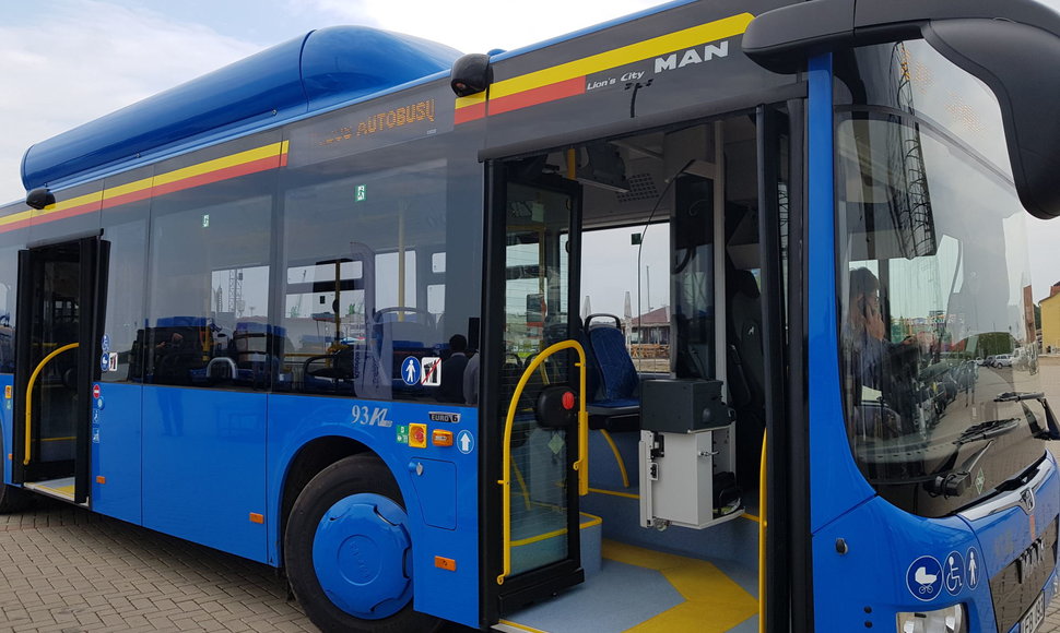 Klaipėdos gatvėmis riedės naujutėlaičiai autobusai