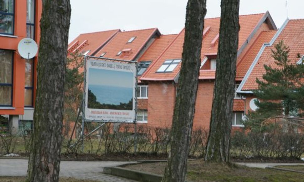 Nidoje viliojama įsigyti būstą su vaizdu į Kuršių marias.