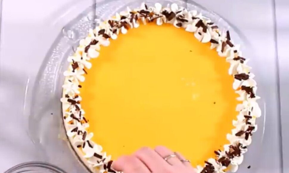 Kiau&scaron;inių likerio tortas 