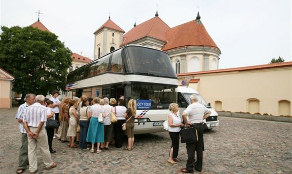 Miesto vadovai linkėjo apžvalginiams maršrutams išpopuliarėti ir kitąmet į Kauną išriedėti apžvalginiam autobusui be stogo.