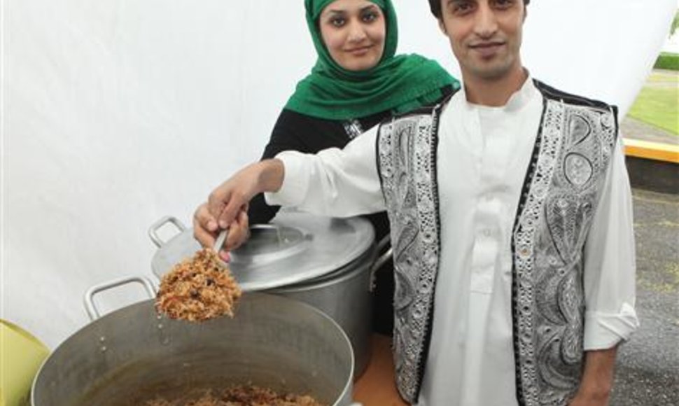 Plovas Tautinių patiekalų mugėje karaliavo tradiciniu šios šventės patiekalu tapęs afganistanietiškas plovas