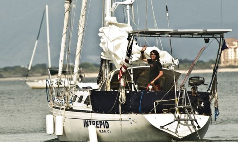 17-metis vienas apiplaukė pasaulį