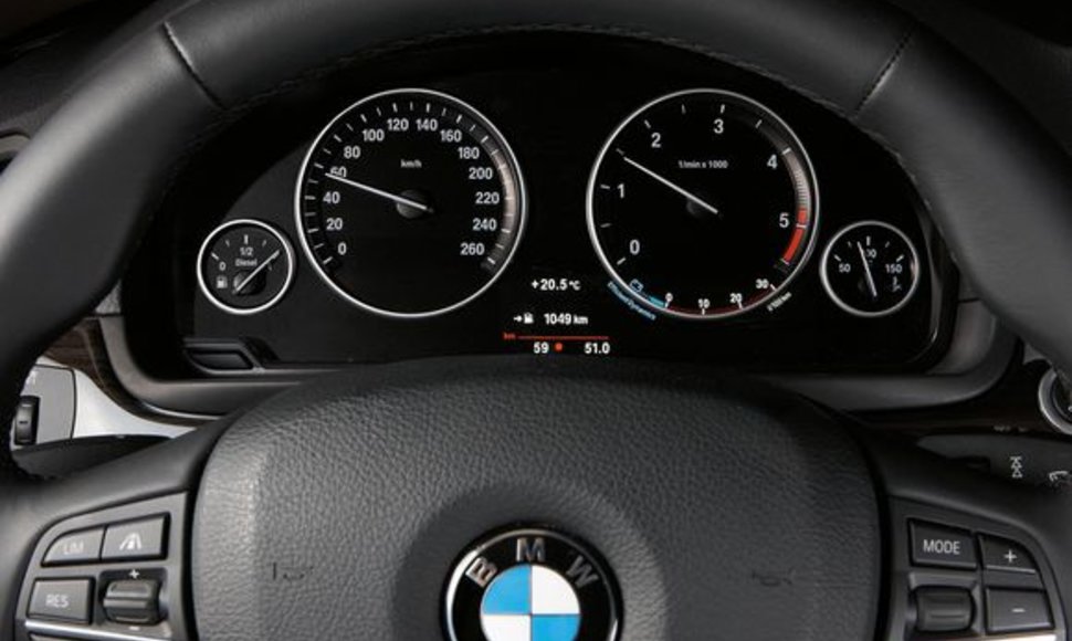Naujasis BMW 5