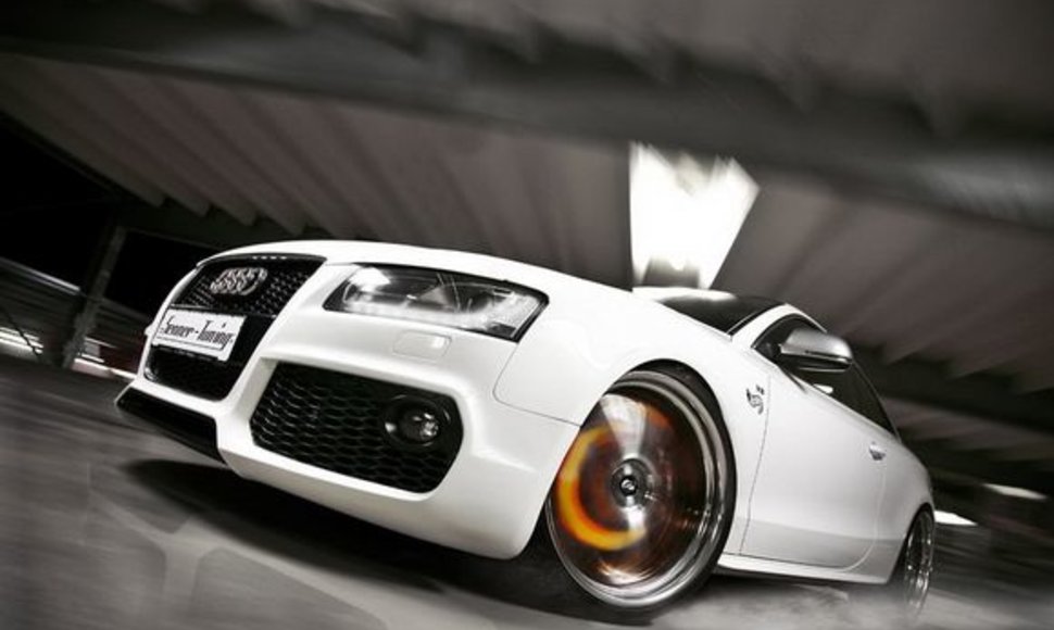 „Audi S5 White Beast“