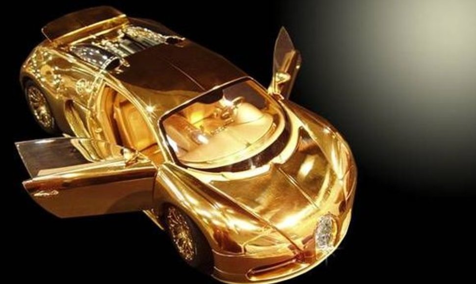 Auksinis „Buggatti Veyron“