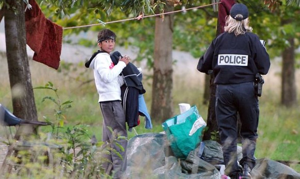 Prancūzijos valdžia nusprendė imtis šių priemonių po romų riaušių 