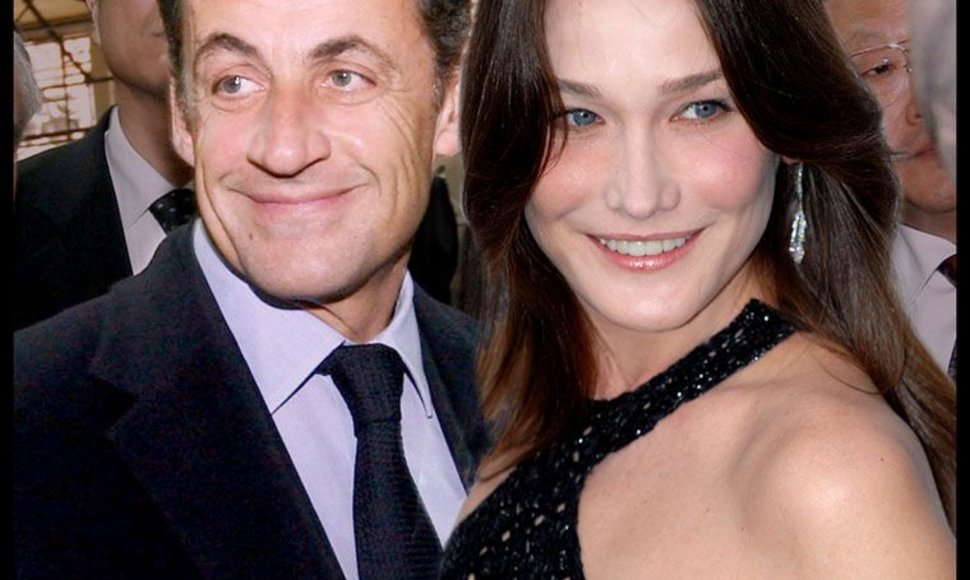 Foto naujienai: Nicolasas Sarkozy vedė Carlą Bruni