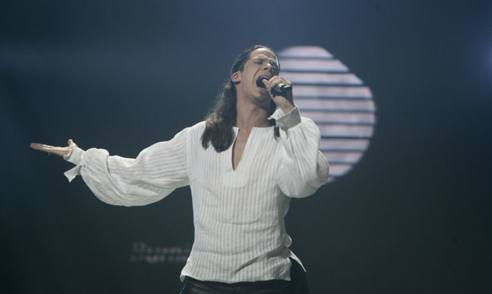 Foto naujienai: Į „Euroviziją“ – roko baladė