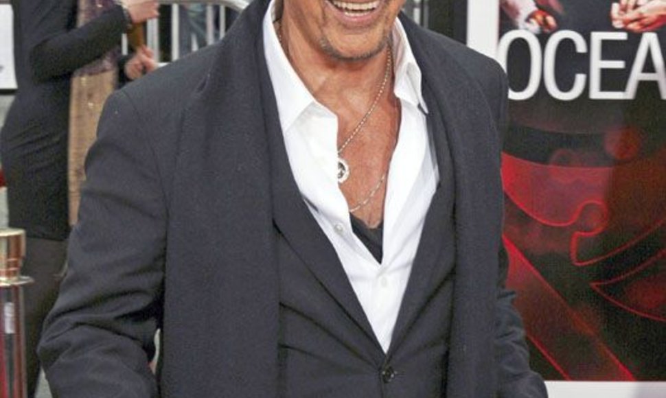 Foto naujienai: Alas Pacino  naujame filme apie Bondą?