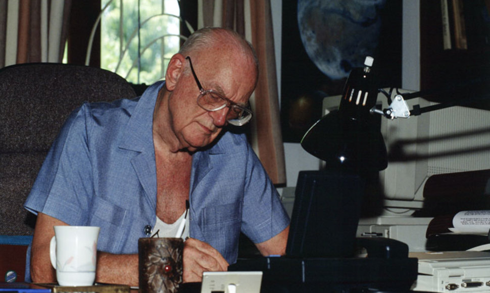 Foto naujienai: Fantastikos rašytojas Arthuras C. Clarke’as mirė Šri Lankoje