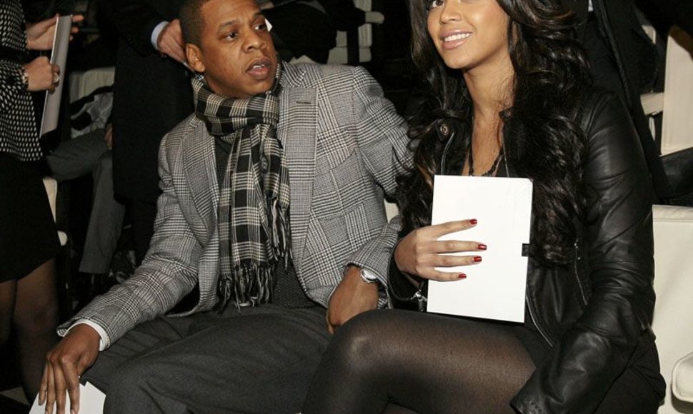 Foto naujienai: Beyoncé ir Jay-Z išsiėmė leidimą tuoktis