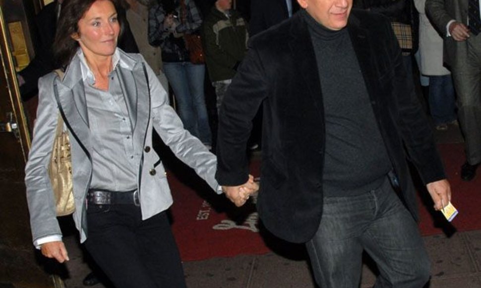 Foto naujienai: Ištekėjo buvusi Nicolaso Sarkozy žmona
