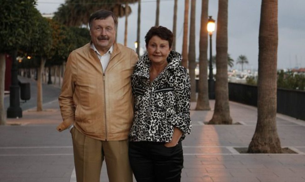 Foto naujienai: Audronė ir Stasys Brundzos gyvenimu mėgaujasi Ispanijoje 