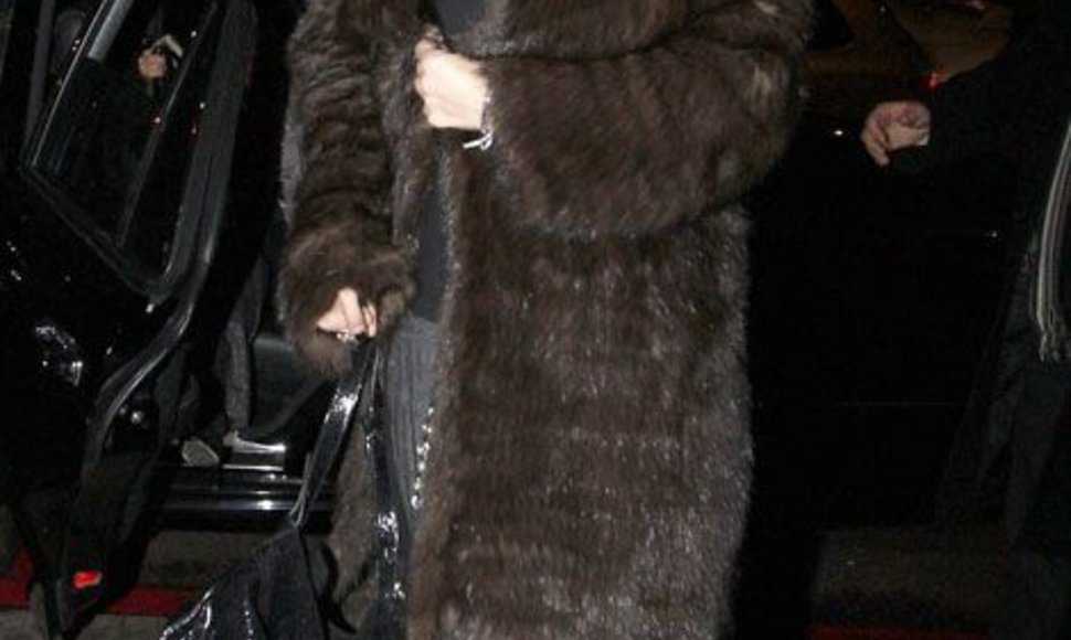 Foto naujienai: Kate Moss vartoja potenciją keliančius preparatus