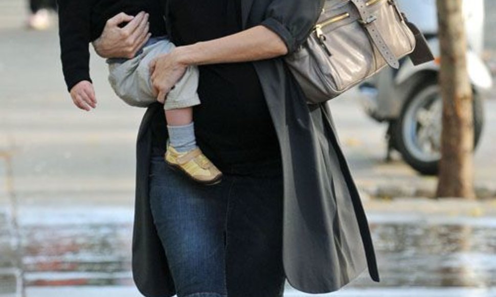Foto naujienai: Naomi Watts susilaukė sūnaus