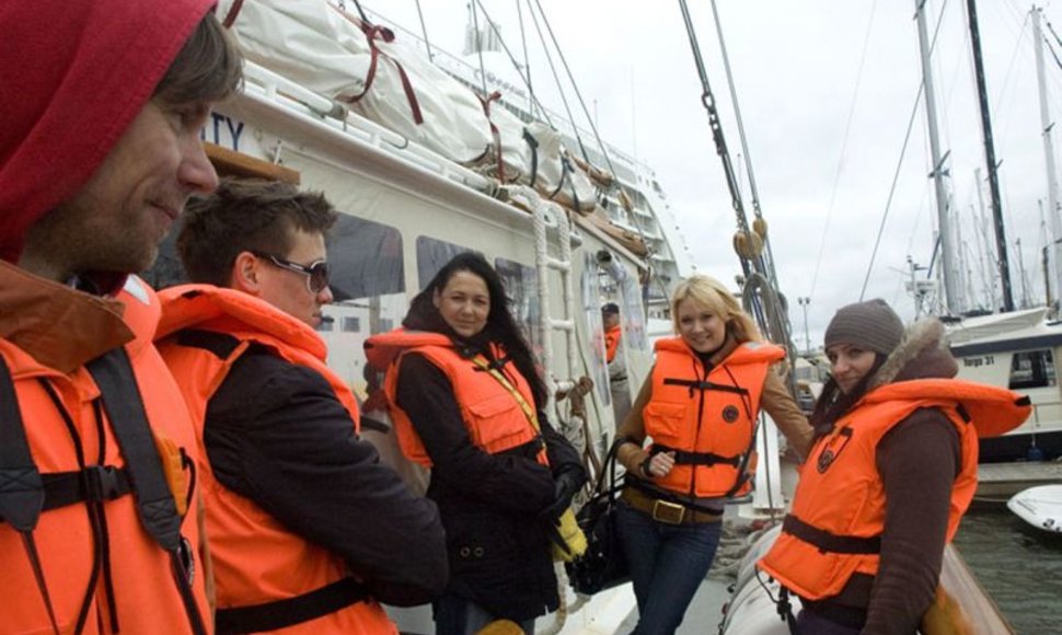Foto naujienai: Artėjant „The Tall Ships' Races Baltic 2009“ žvaigždės išplaukė į atvirą jūrą