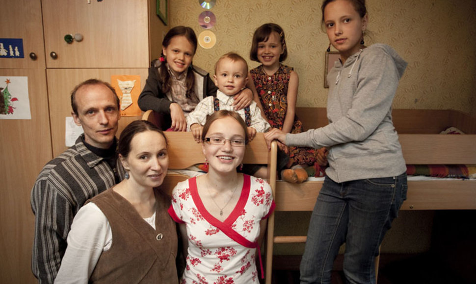 Foto naujienai: Mokytoja Eglė Venslovaitė-Šiliūnienė: „Vis dar mokausi būti mama“