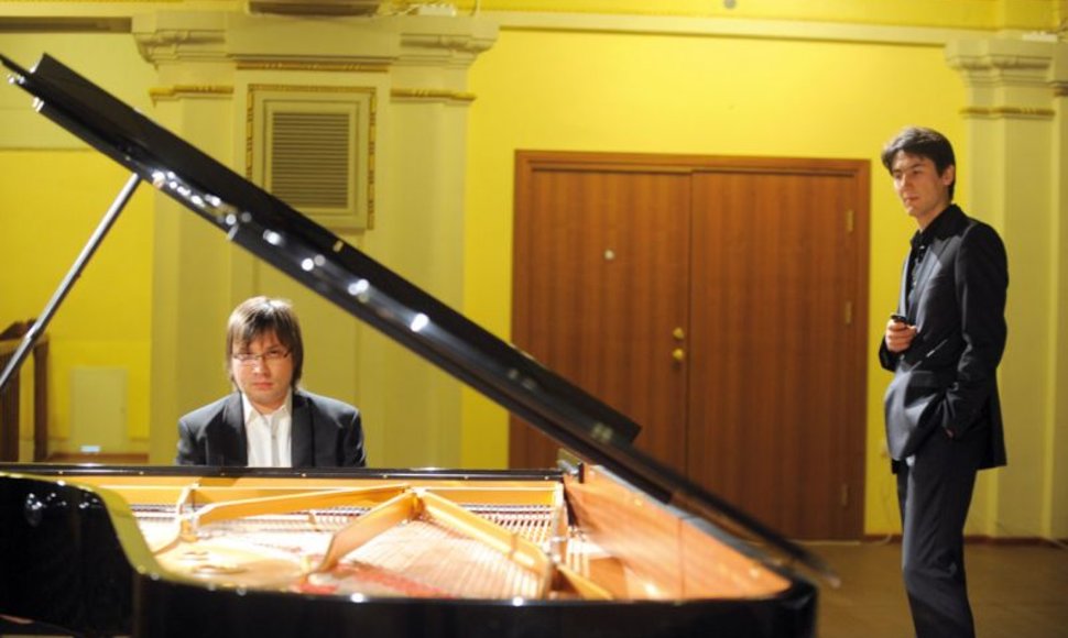 Foto naujienai: Pianistas Aleksejus Gryniuk. Virtuozo dovana 