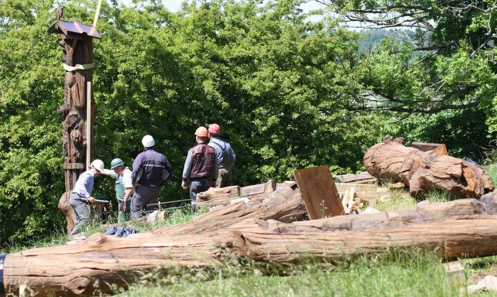 Ablingos memorialinio skulptūrų ansamblis