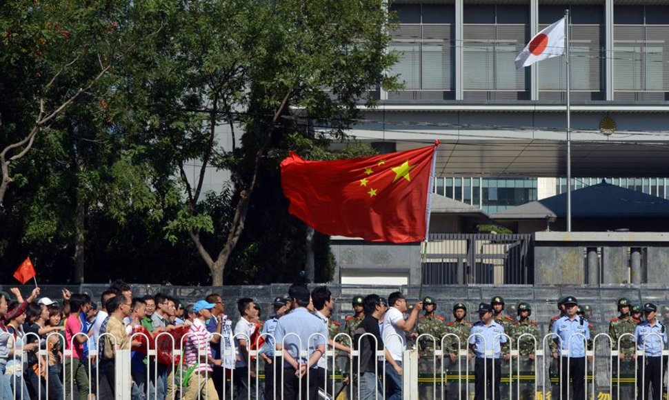 Protestai Kinijoje prie Japonijos ambasados