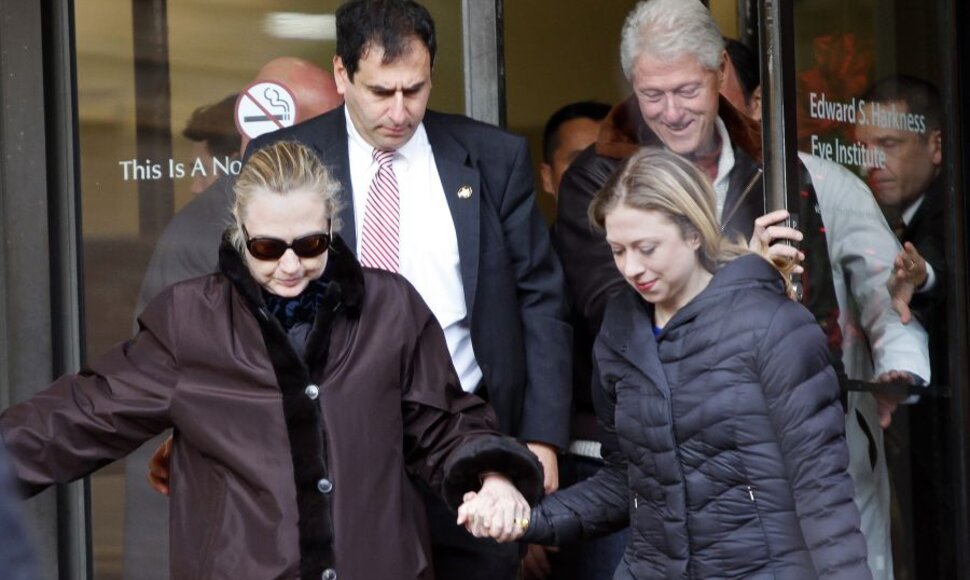 Hillary Clinton trečiadienį išleista iš ligoninės.