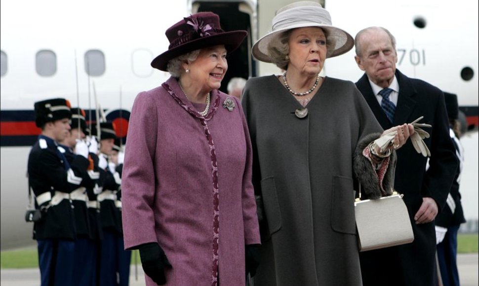 Dvi karalienės, Elizabeth II ir Beatrix