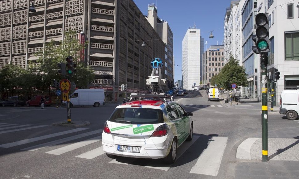 „Google“ automobilis fiksuoja vaizdus „Street View“ tarnybai