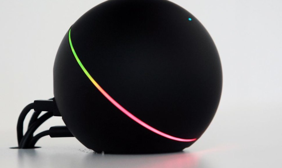 „Google“ pristatytas vaizdo ir garso įrašų leistuvas „Nexus Q“