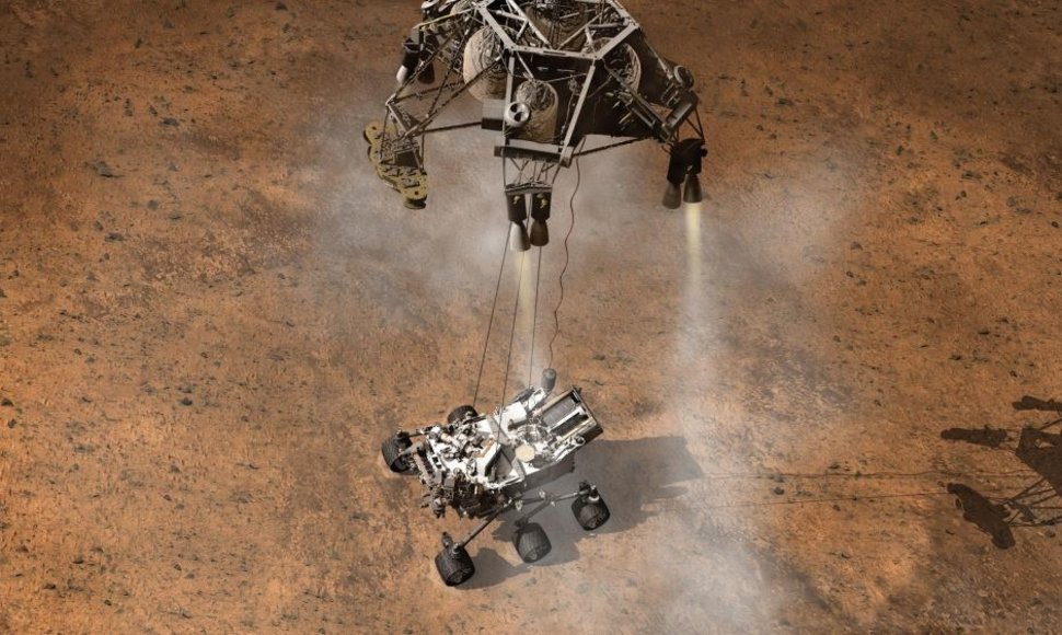 Maždaug taip turėjo atrodyti marsaeigio „Curiosity“ nusileidimas Marse. 