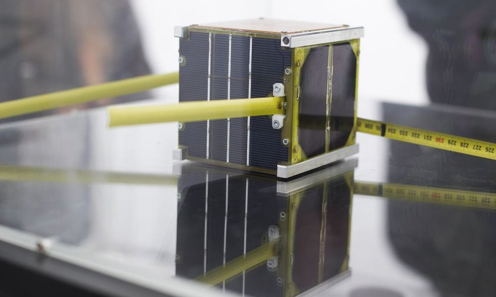 Parodos „European Space Expo“ lankytojams pristatomas pirmasis lietuviškas palydovas „LitSat-1“
