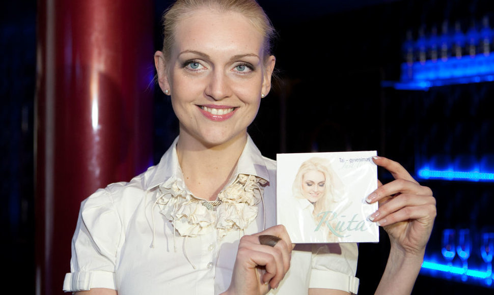 Rūta Ščiogolevaitė pristatė naująjį savo kūrybos albumą.