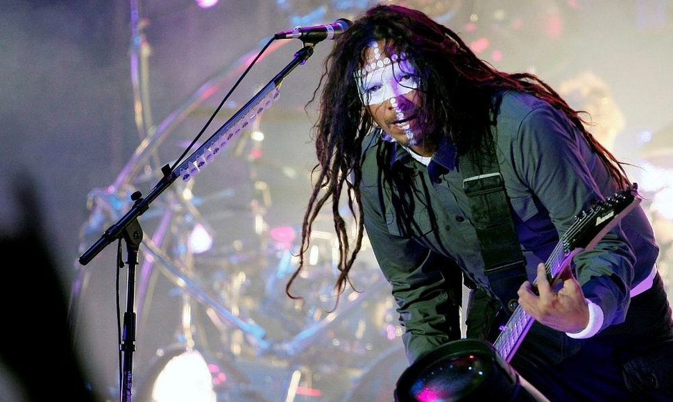 „Korn“ gitaristas Jamesas Shafferis-Munky