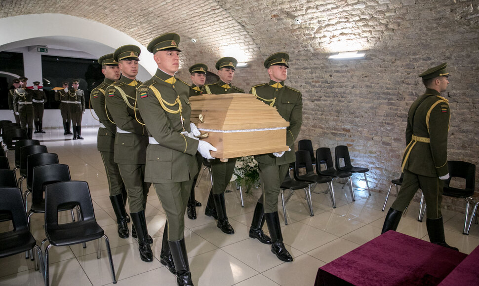 Antano Kraujelio-Siaubūno palaikai atvežti į Šv. Ignoto bažnyčią