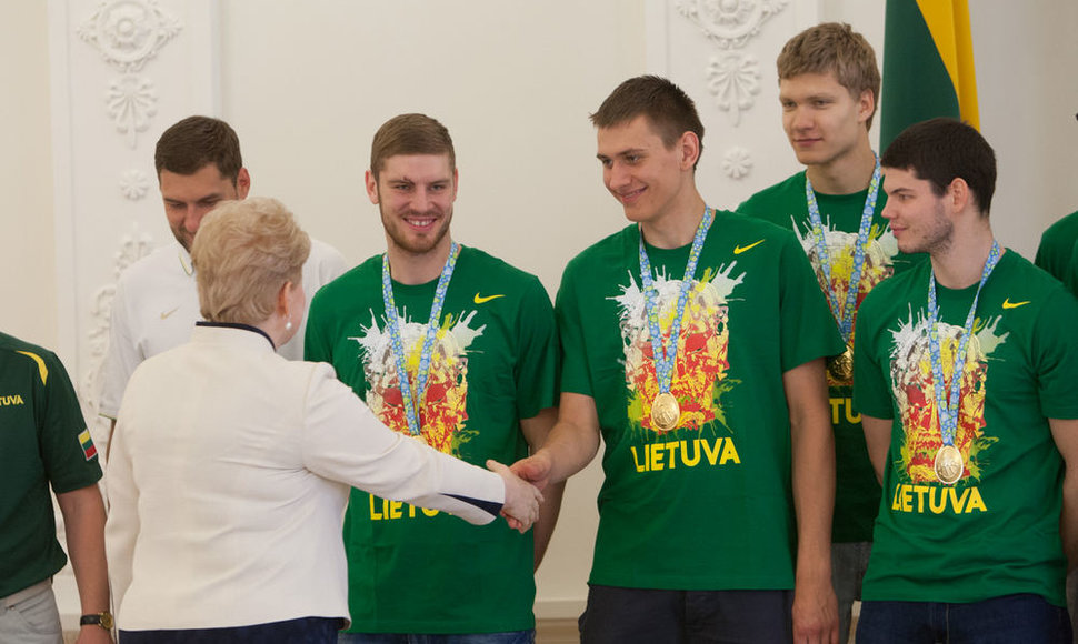 Dalia Grybauskaitė pasveikino krepšininkus