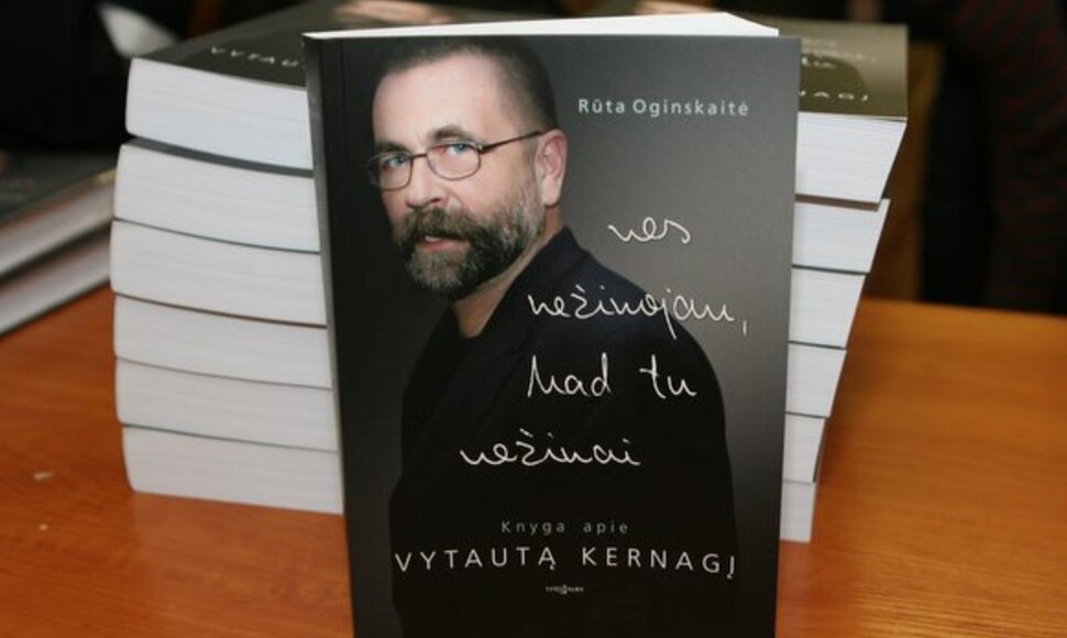 Mokykloje, kurioje Vytautas Kernagis mokėsi, buvo pristatyta Rūtos Oginskaitės knyga apie maestro – „Nes nežinojau, kad tu nežinai“.