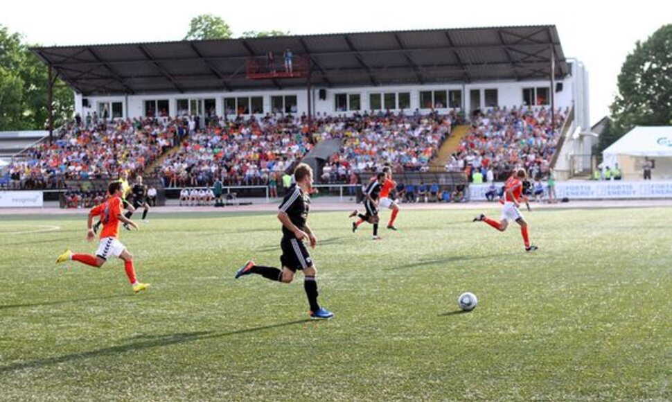 Futbolo stadionas Gargžduose