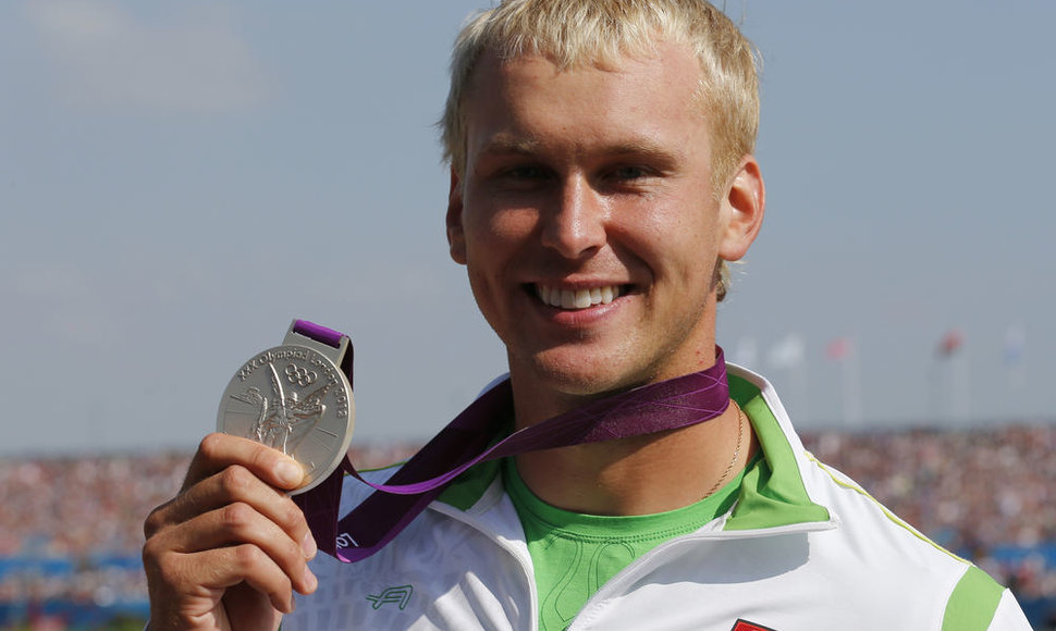 Jevgenijus Šuklinas pasipuošė sidabro medaliu