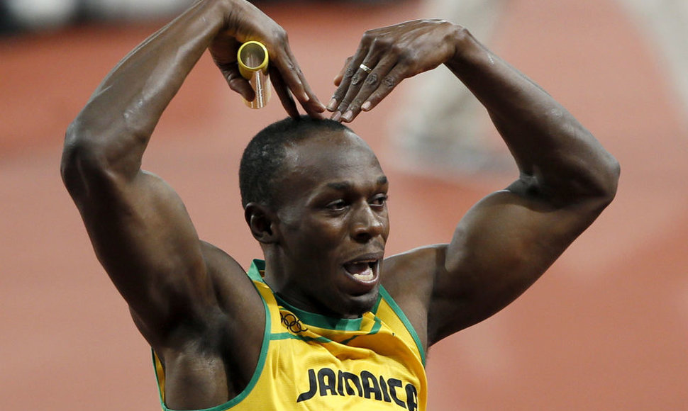 Usainas Boltas spinduliuoja pasitikėjimu savimi.