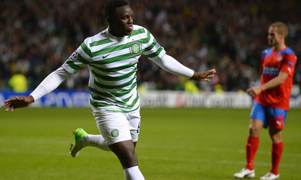 „Celtic“ futbolininkas Victoras Wanyama džiaugiasi įvarčiu.