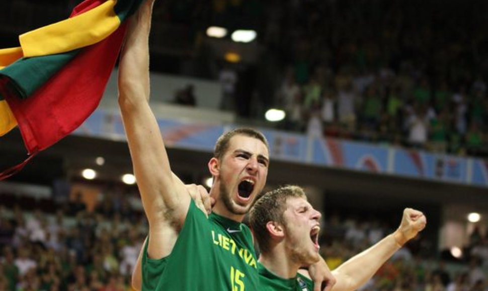 Vyriausybė skyrė 150 tūkst. litų premiją Lietuvos jaunųjų krepšininkų rinktinei