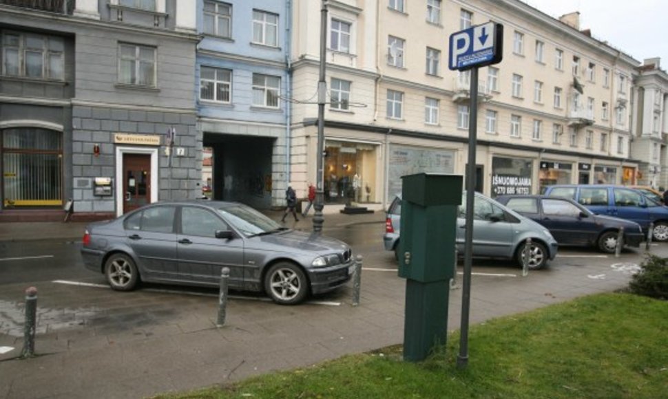 Iki 6 Lt už valandą pabrangęs stovėjimas Vokiečių gatvės itin neištuštino.